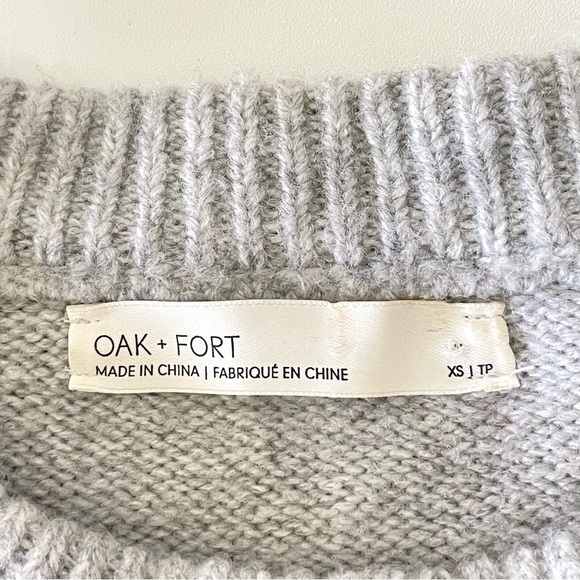 Oak + Fort Floral Embroidered Relaxed Balloon Sleeve Cropped Sweater Grey XS - Picture 12 of 13